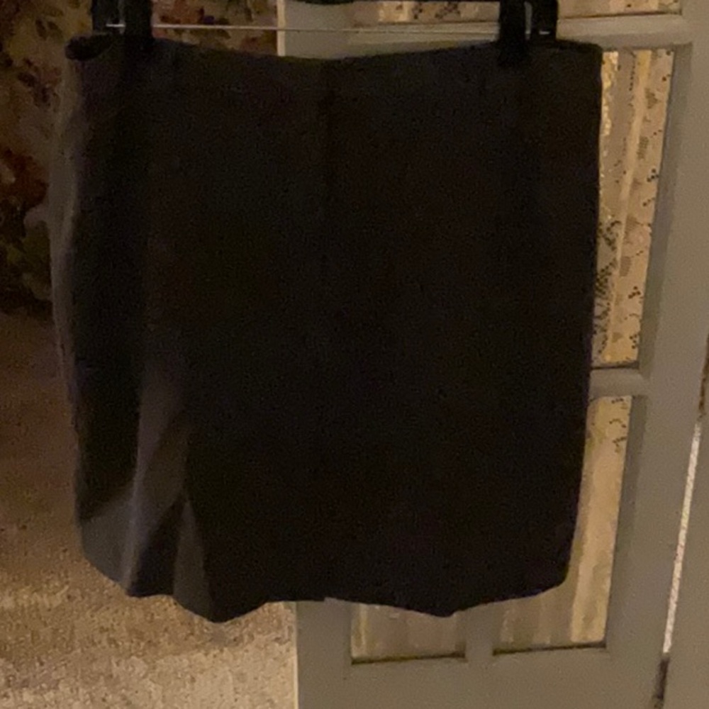 CASUAL CORNER STRETCH COLLECTION PENCIL SKIRT -SIZE 16